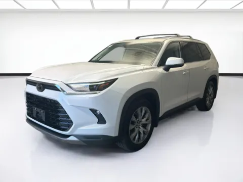 Unknown 2024 Toyota Grand Highlander Limited for sale in Montclair, CA