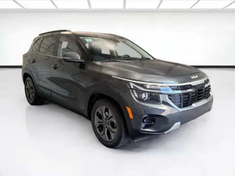 Another view of 2024 Kia Seltos S for sale in Montclair, CA at STG Montclair
