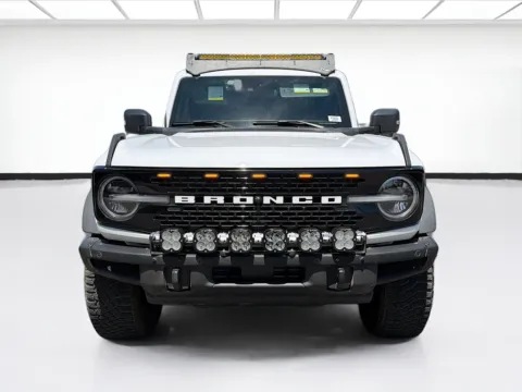 Photos of 2024 Ford Bronco Wildtrak w/High/Lux Package (354A) for sale in Montclair, CA at STG Montclair
