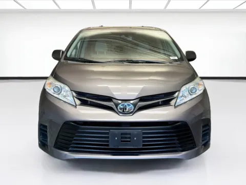 Photos of 2020 Toyota Sienna LE 8 Passenger for sale in Montclair, CA at STG Montclair