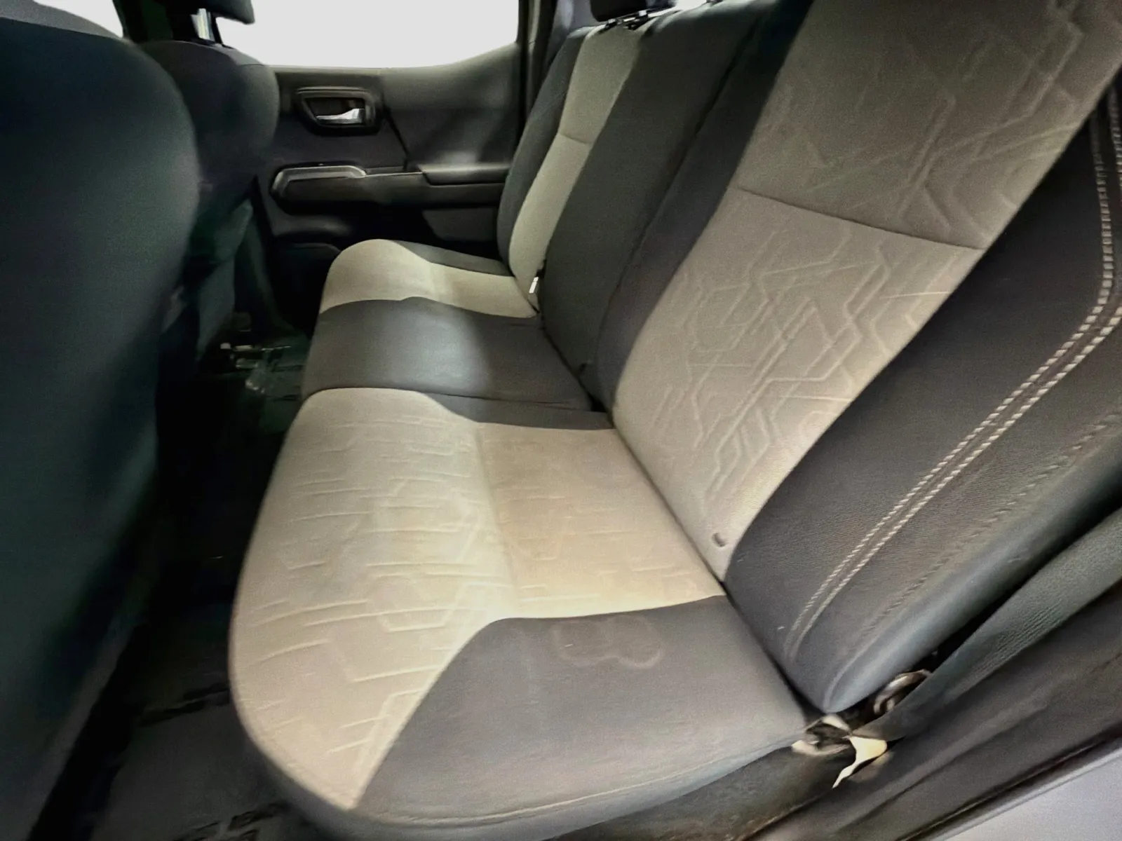 Toyota Tacoma photo 13