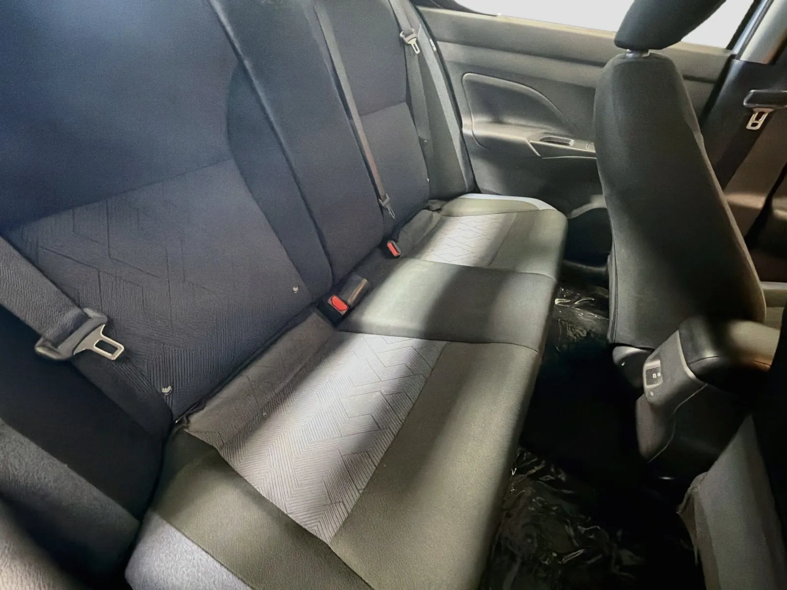 Nissan Versa photo 14