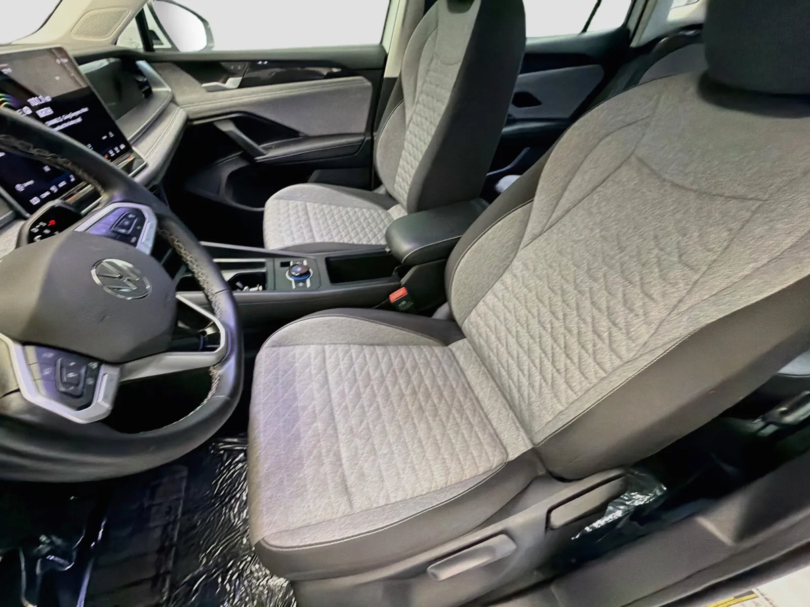 Volkswagen Tiguan photo 11