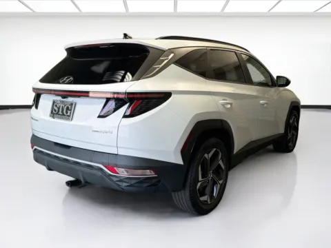 More photos of 2022 Hyundai Tucson Hybrid SEL Convenience at STG Montclair, CA