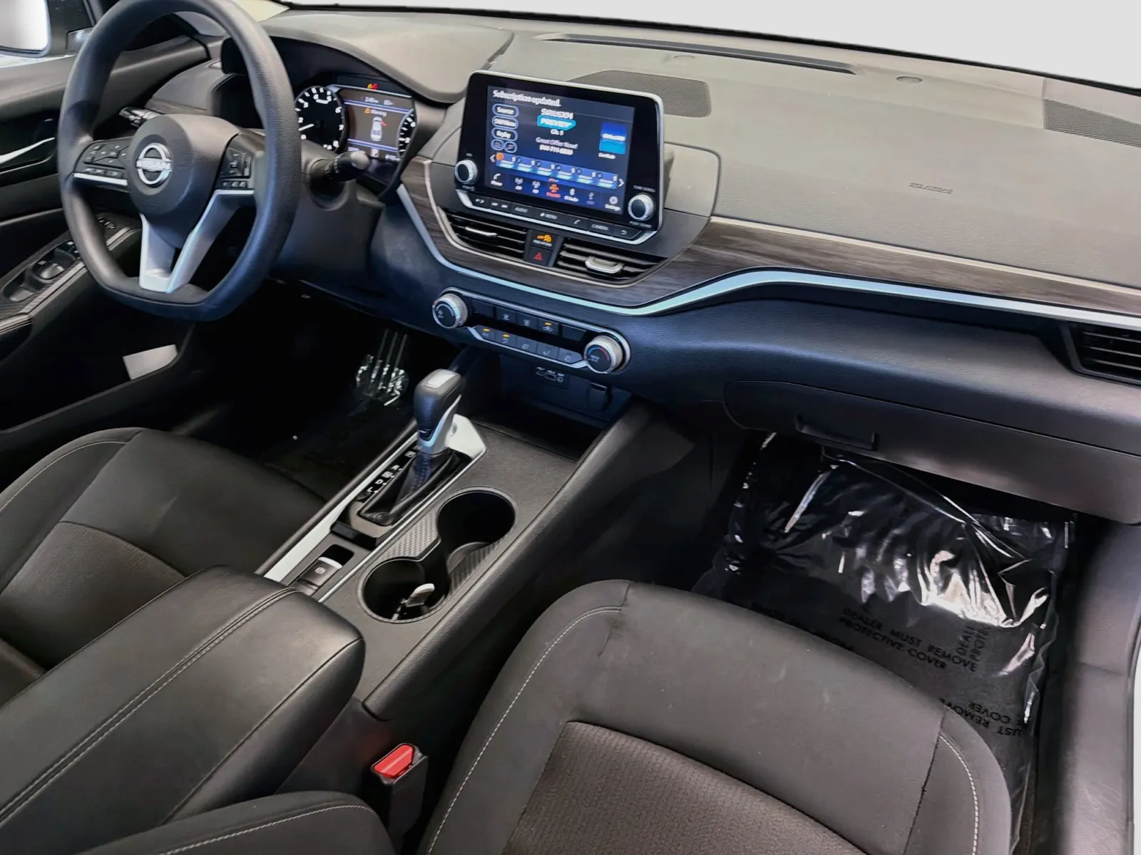 Nissan Altima photo 12