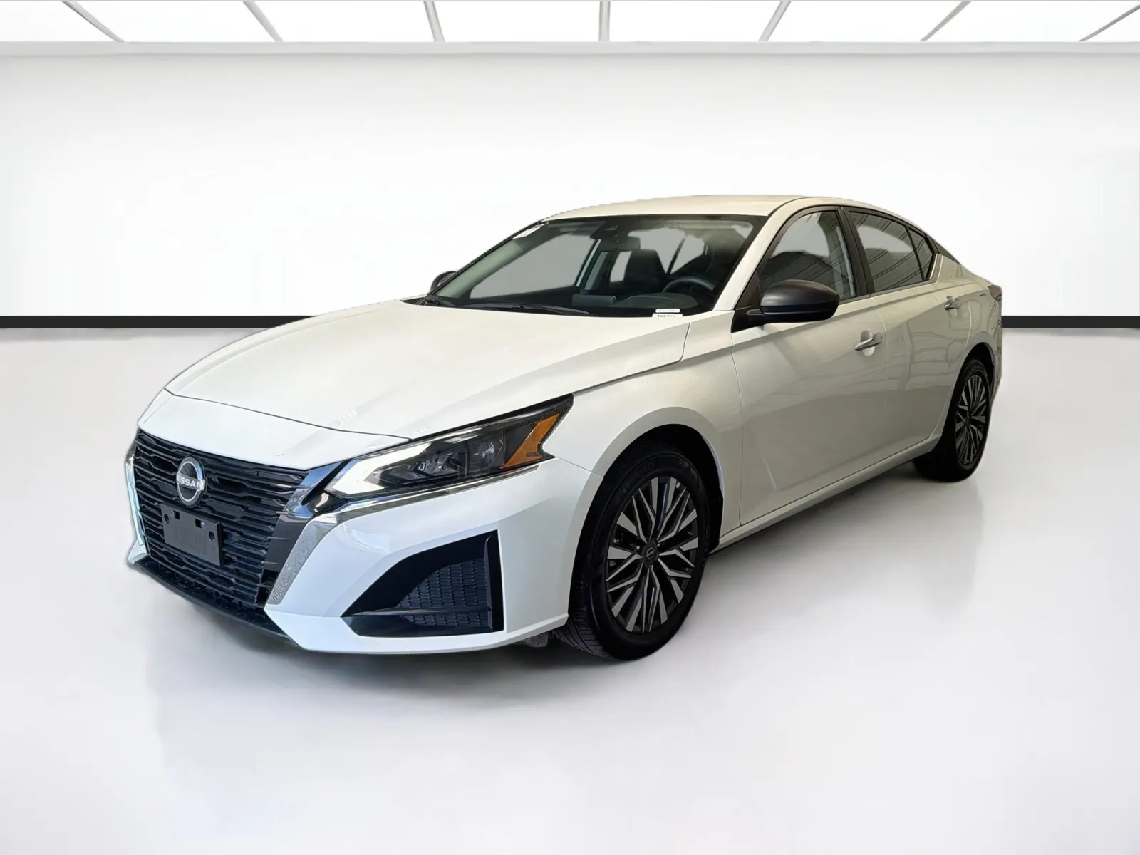 White 2025 Nissan Altima 2.5 SV for sale in Montclair, CA