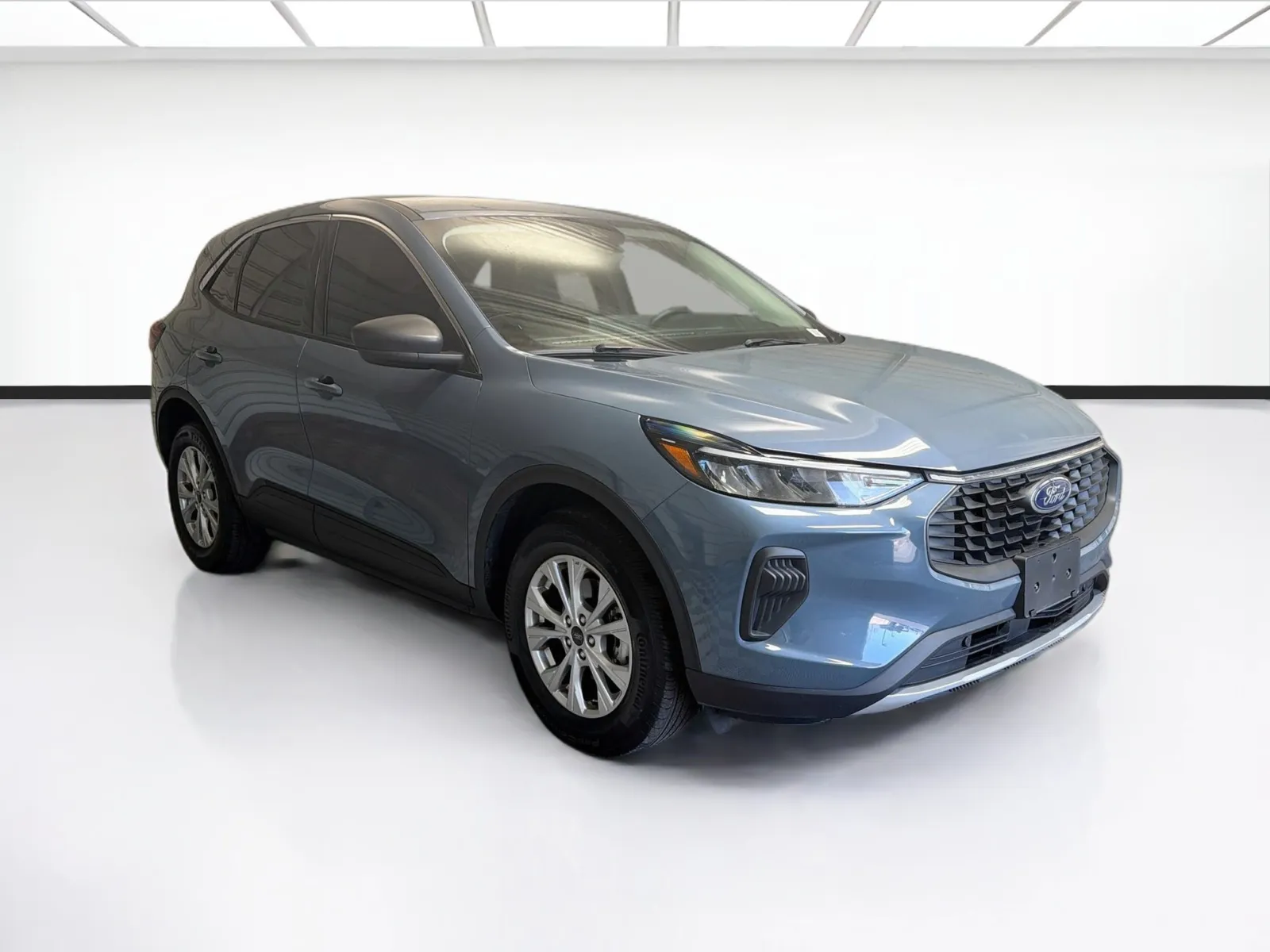 Ford Escape photo 3