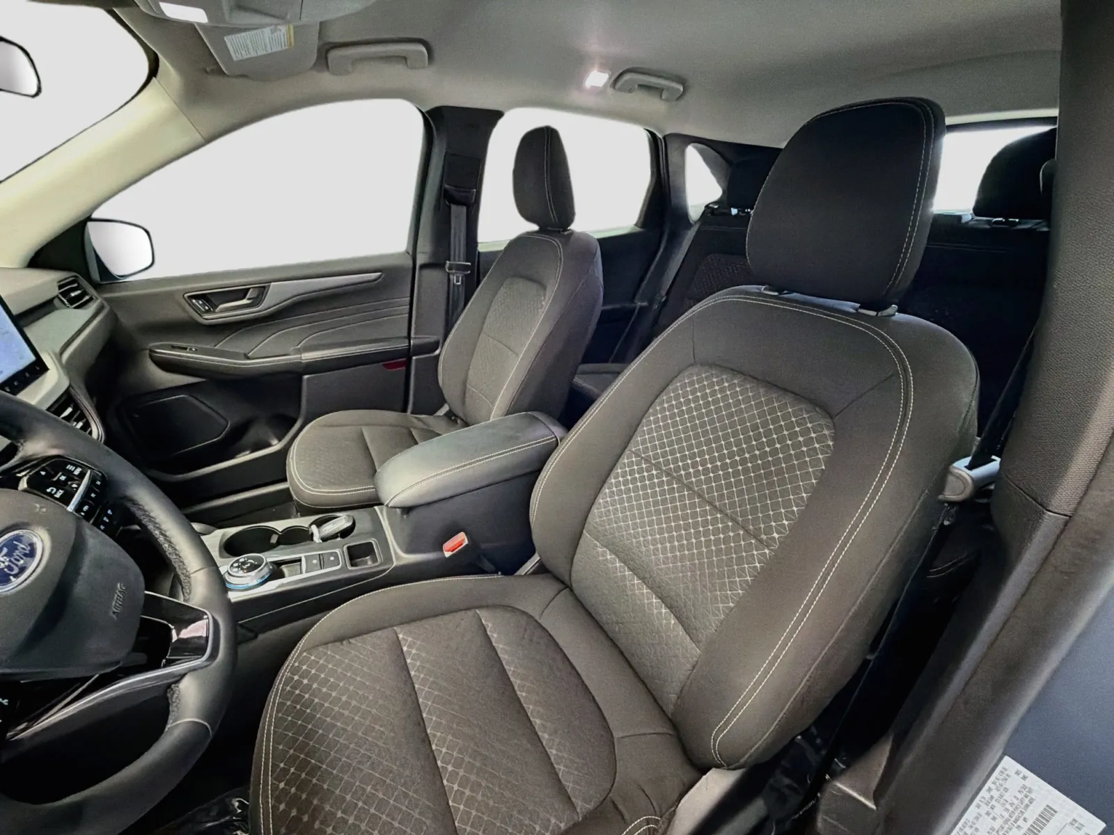 Ford Escape photo 13