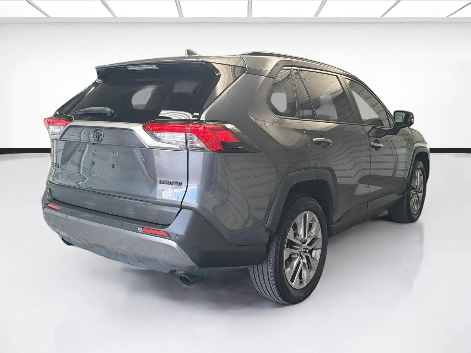 Toyota RAV4 photo 4