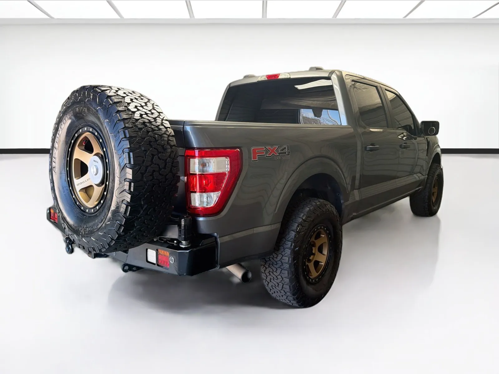 Ford F-150 photo 4