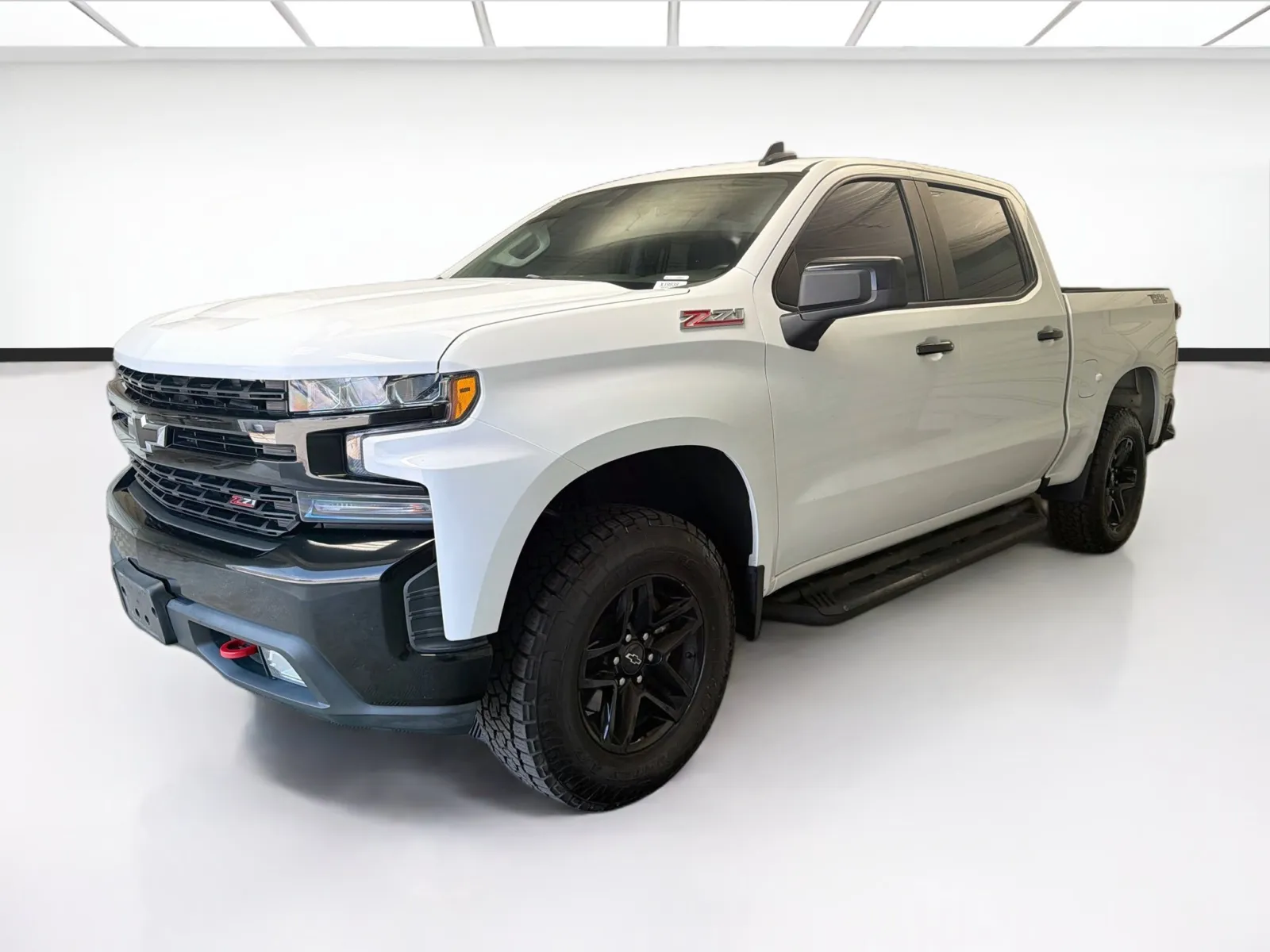 White 2020 Chevrolet Silverado 1500 LT Trail Boss for sale in Montclair, CA