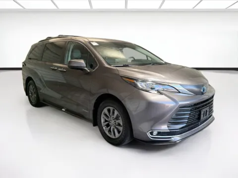 Another view of 2021 Toyota Sienna XLE 8 Passenger for sale in Montclair, CA at STG Montclair
