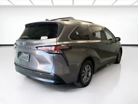 More photos of 2021 Toyota Sienna XLE at STG Montclair, CA