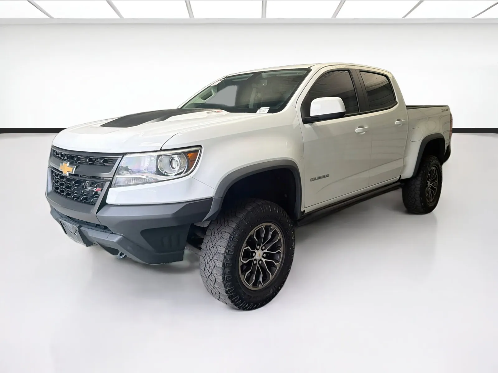 White 2018 Chevrolet Colorado ZR2 for sale in Montclair, CA