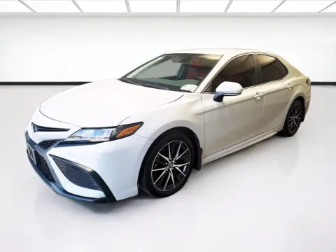 White 2023 Toyota Camry SE for sale in Montclair, CA
