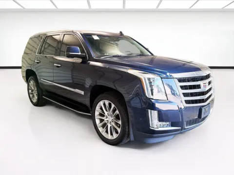 Another view of 2018 Cadillac Escalade Luxury for sale in Montclair, CA at STG Montclair