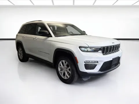 Another view of 2022 Jeep Grand Cherokee Limited for sale in Montclair, CA at STG Montclair