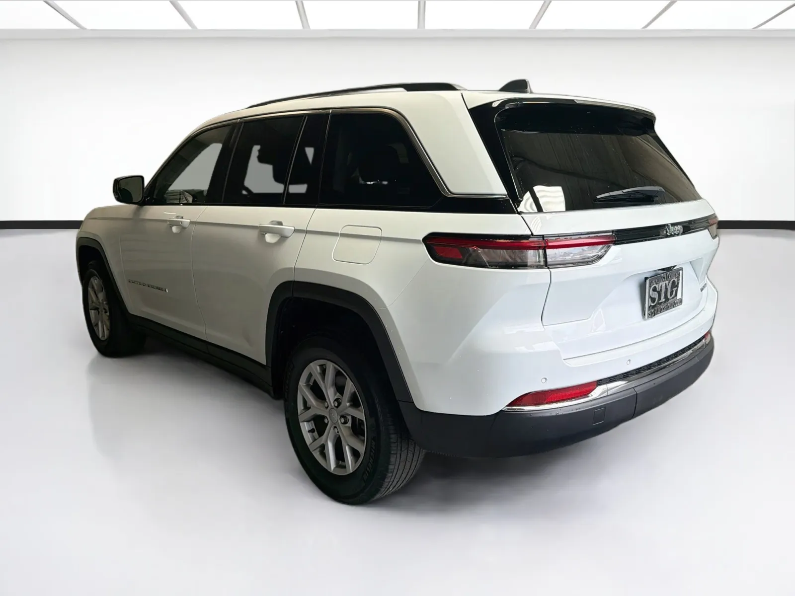 Jeep Grand Cherokee photo 6