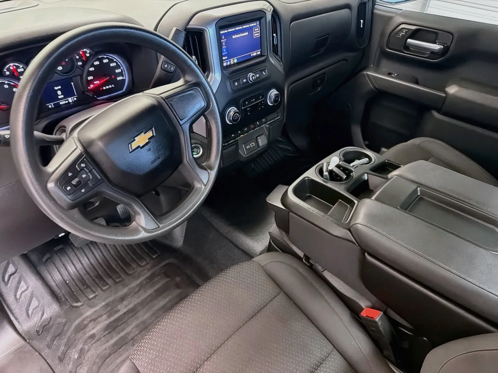 Chevrolet Silverado photo 7
