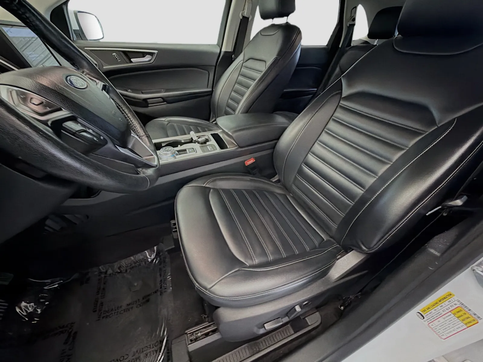 Ford Edge photo 11