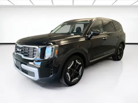 Black 2025 Kia Telluride S for sale in Montclair, CA