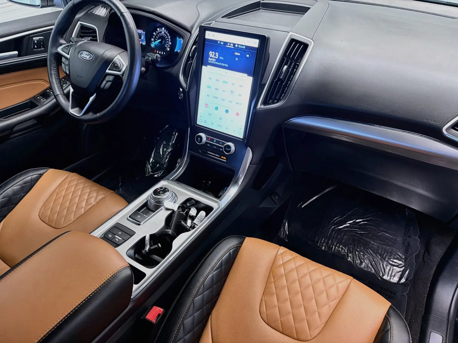 Ford Edge photo 12