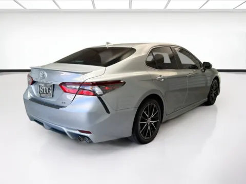 More photos of 2022 Toyota Camry SE at STG Montclair, CA