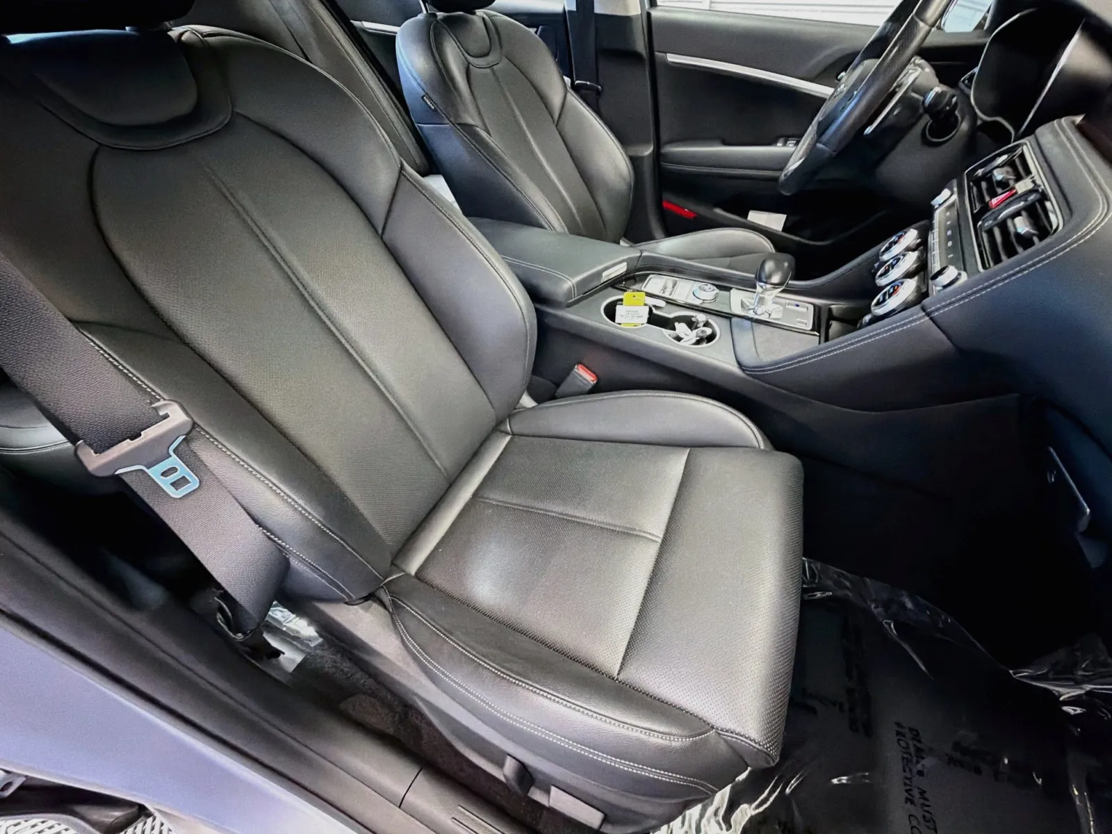 Genesis G70 photo 15