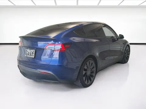 More photos of 2022 Tesla Model Y Performance at STG Montclair, CA
