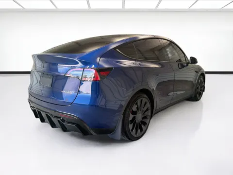 More photos of 2022 Tesla Model Y Performance at STG Montclair, CA