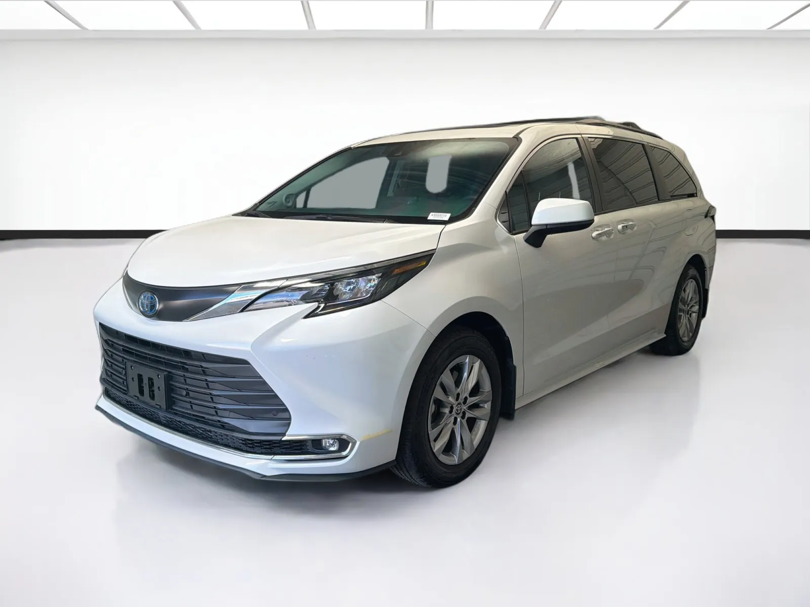 Unknown 2024 Toyota Sienna XLE 7 Passenger for sale in Montclair, CA