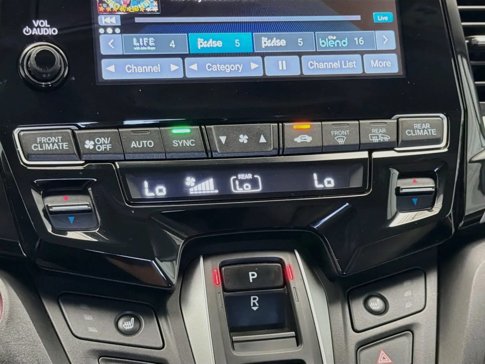 Honda Odyssey photo 10