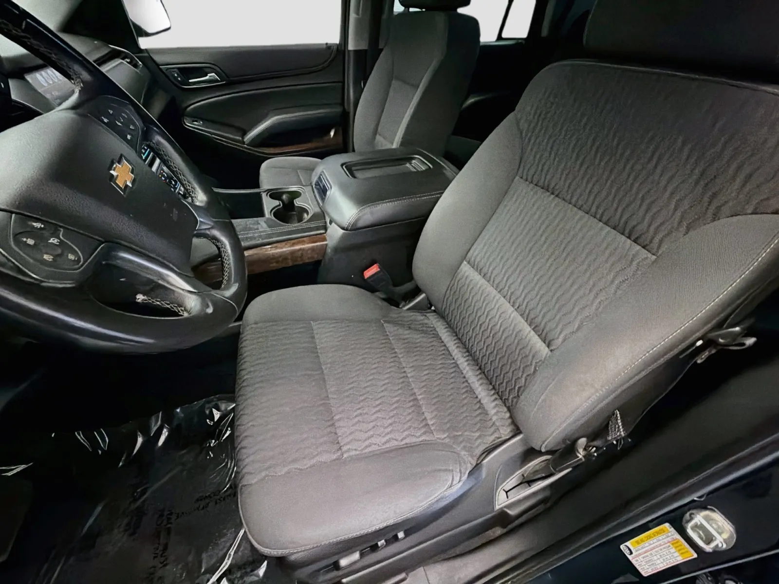 Chevrolet Tahoe photo 11