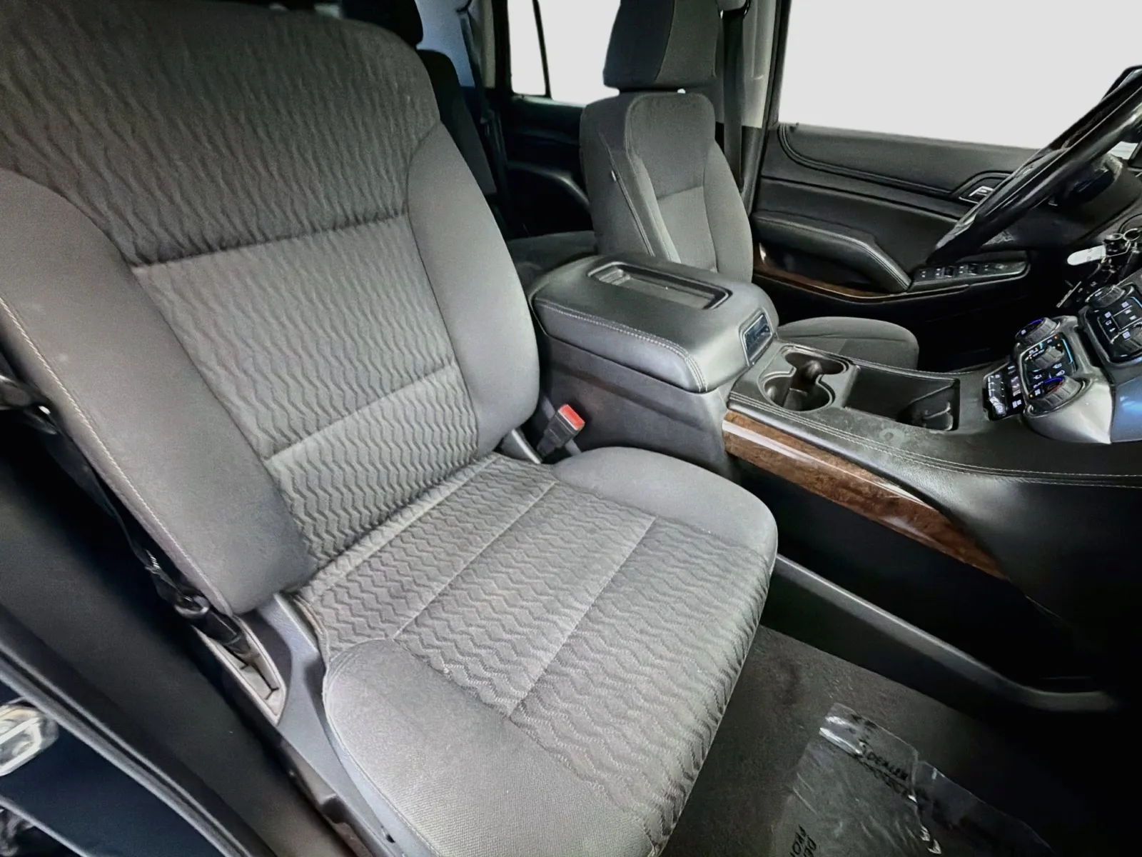 Chevrolet Tahoe photo 15