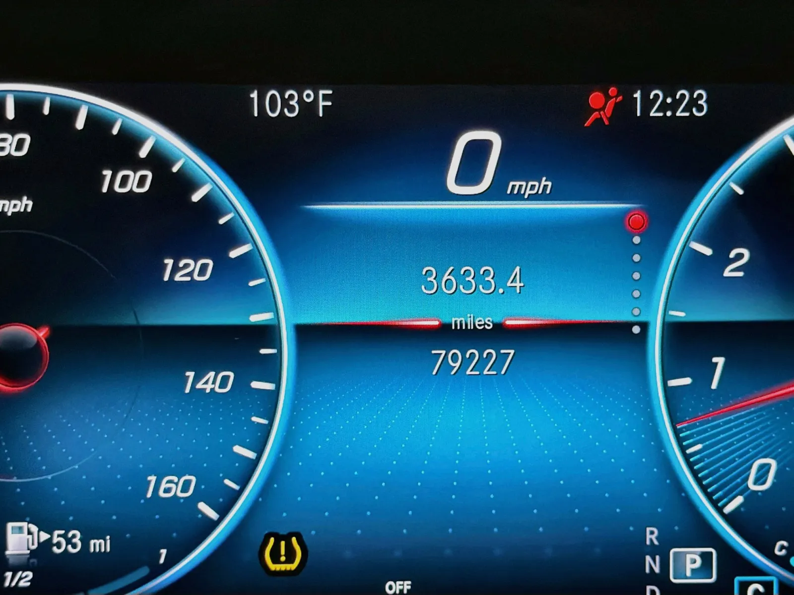 Mercedes-Benz GLE photo 8