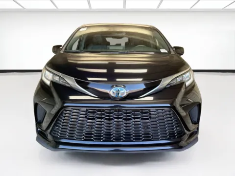 Photos of 2022 Toyota Sienna XSE 7 Passenger for sale in Montclair, CA at STG Montclair
