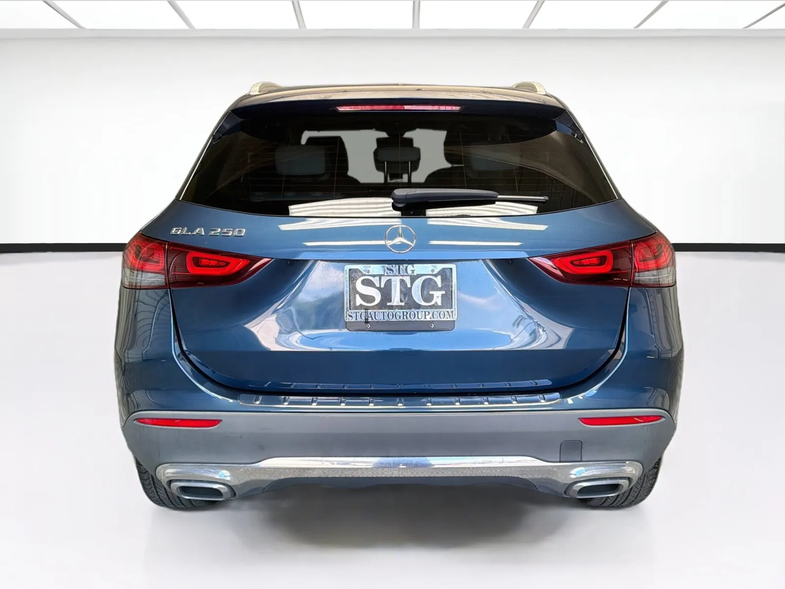 Mercedes-Benz GLA photo 5
