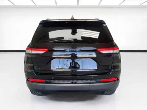 More photos of 2023 Jeep Grand Cherokee Altitude X at STG Montclair, CA