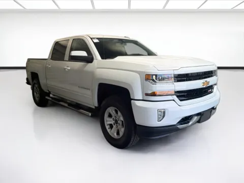 Another view of 2018 Chevrolet Silverado 1500 LT LT2 for sale in Montclair, CA at STG Montclair
