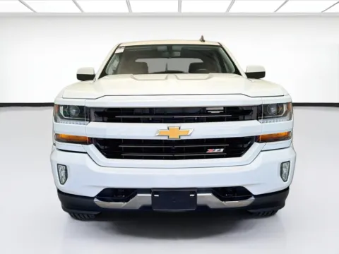 Photos of 2018 Chevrolet Silverado 1500 LT LT2 for sale in Montclair, CA at STG Montclair