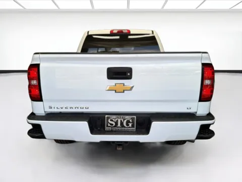 More photos of 2018 Chevrolet Silverado 1500 LT LT2 at STG Montclair, CA