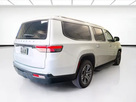 More photos of 2024 Jeep Wagoneer L Series II at STG Montclair, CA