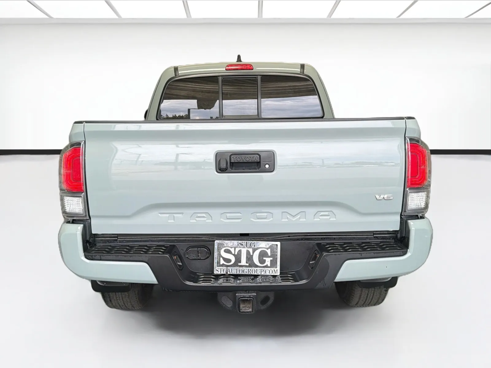 Toyota Tacoma photo 5