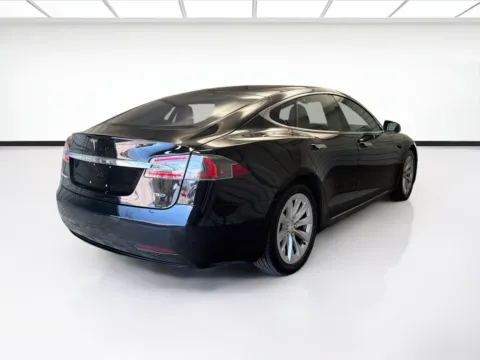 More photos of 2018 Tesla Model S at STG Montclair, CA