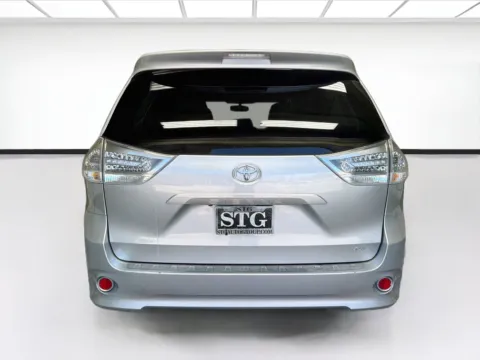 More photos of 2017 Toyota Sienna SE 8 Passenger at STG Montclair, CA