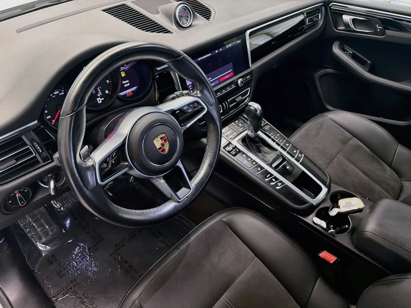 Porsche Macan photo 7