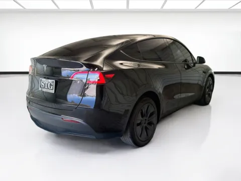 More photos of 2025 Tesla Model Y Long Range at STG Montclair, CA