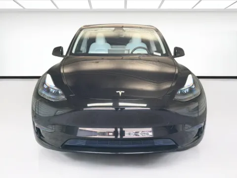 Photos of 2025 Tesla Model Y Long Range for sale in Montclair, CA at STG Montclair
