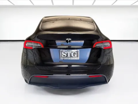 More photos of 2025 Tesla Model Y Long Range at STG Montclair, CA