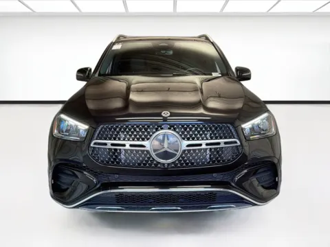 Photos of 2025 Mercedes-Benz GLE 580 4MATIC for sale in Montclair, CA at STG Montclair